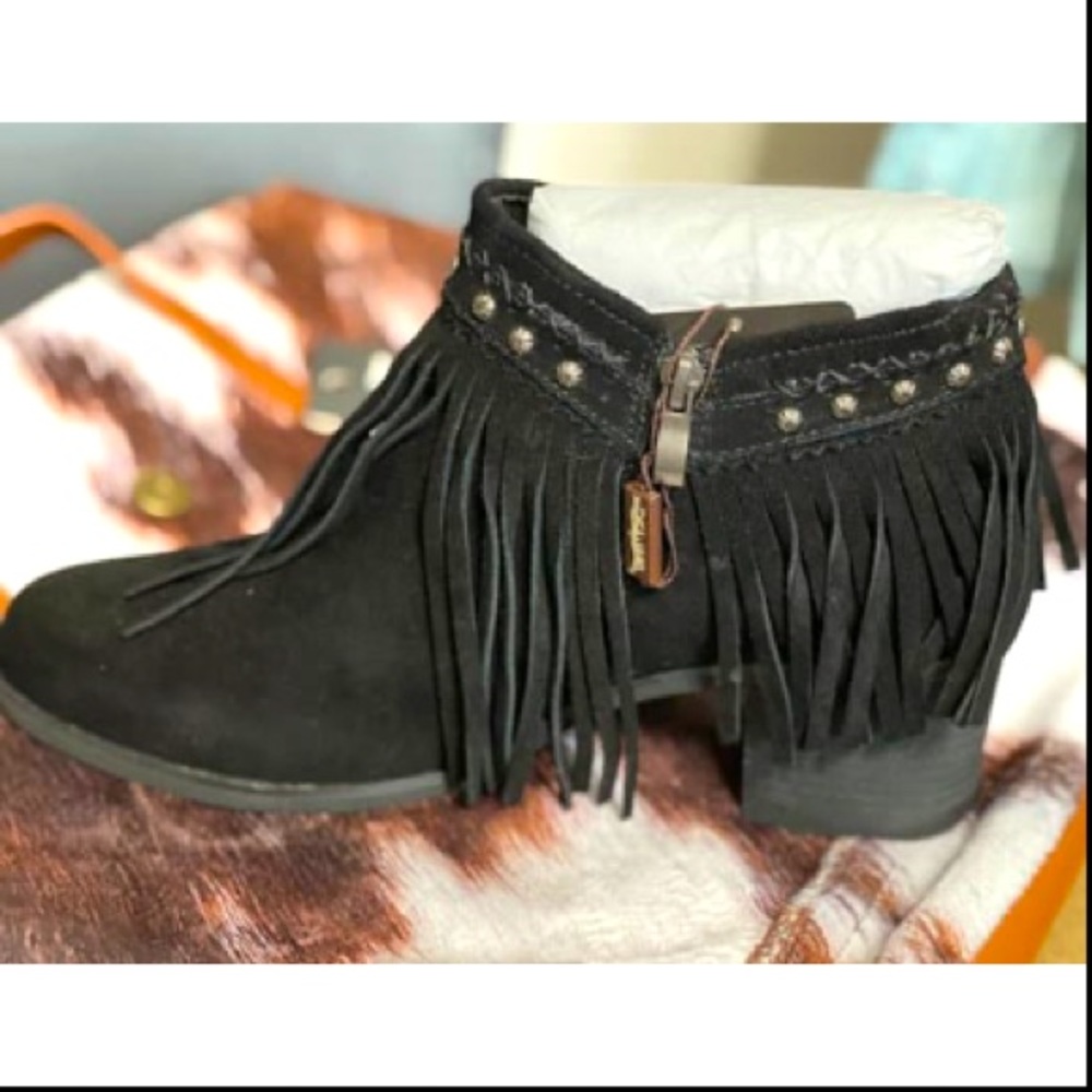 Trinity Ranch Leather Fringe Booties - Picture 2 of 6